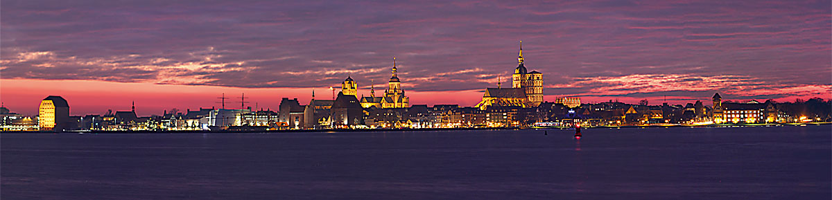 Panorama-Motiv: Stralsund Silhouette im Abendrot - Motivnummer: pk-hst-05